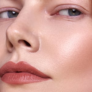 MADARA Velvet Wear Matte Cream Lipstick afbeelding