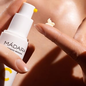 MADARA Vitamin C Illuminating Recovery Cream image