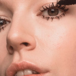 MADARA Come Closer Infinite Lash Mascara afbeelding
