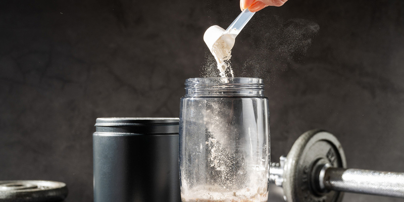 Afbeelding van foto van creatine in een glas