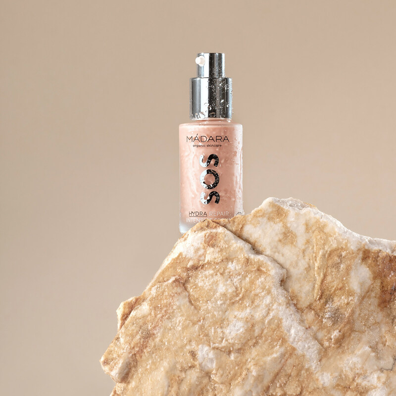 MADARA SOS Hydra Repair Intensive Serum afbeelding