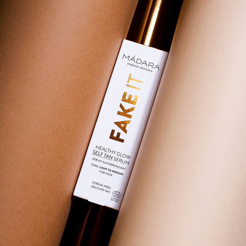 MADARA Fake It Healthy Glow Self Tan Serum afbeelding