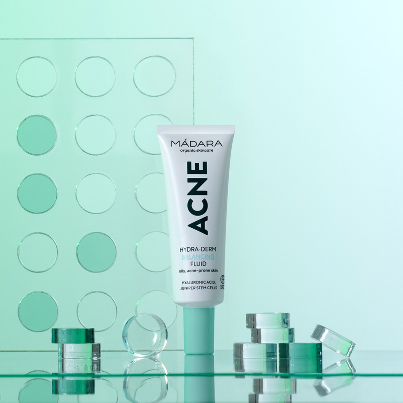 MADARA Acne Hydra-Derm Balancing Fluid afbeelding