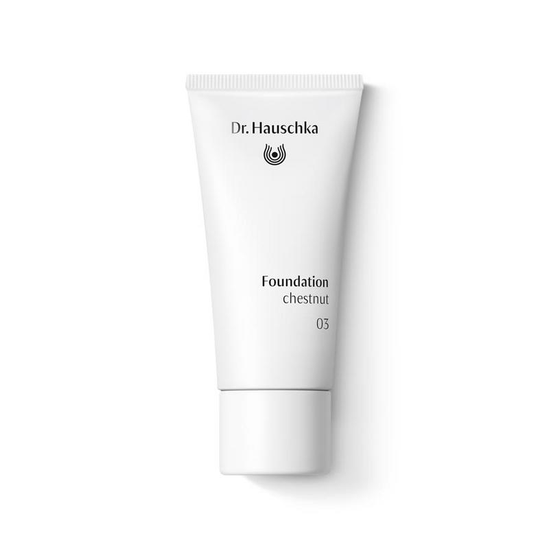 Dr Hauschka Foundation 03 Chestnut afbeelding