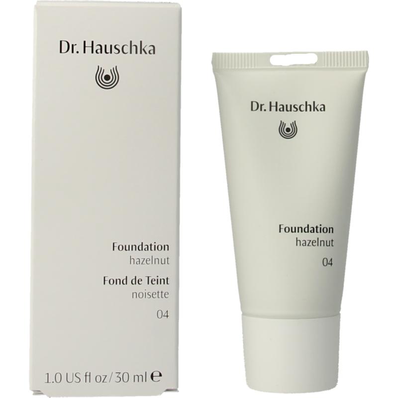 Dr Hauschka Foundation 04 Hazelnut image