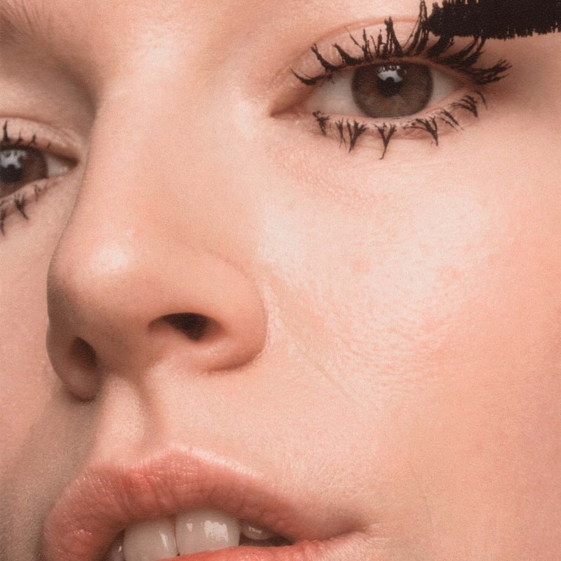 MADARA Come Closer Infinite Lash Mascara afbeelding