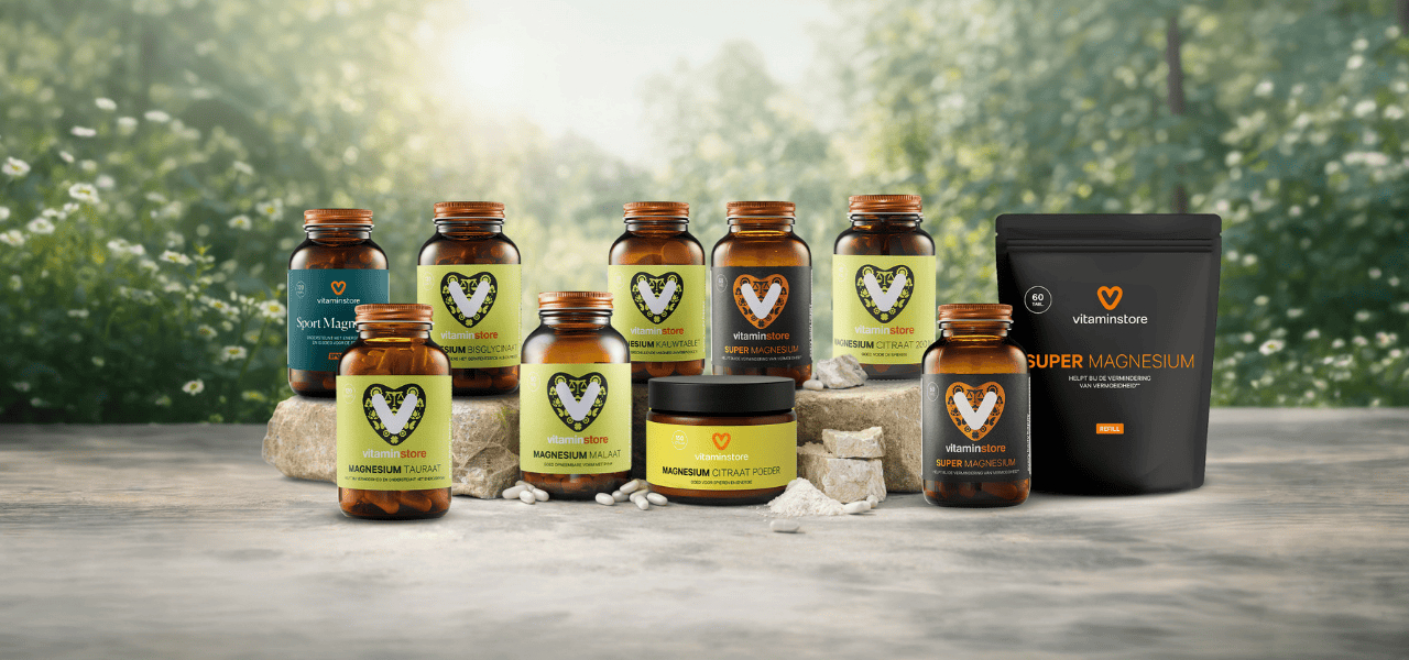 different pots of magnesium supplements